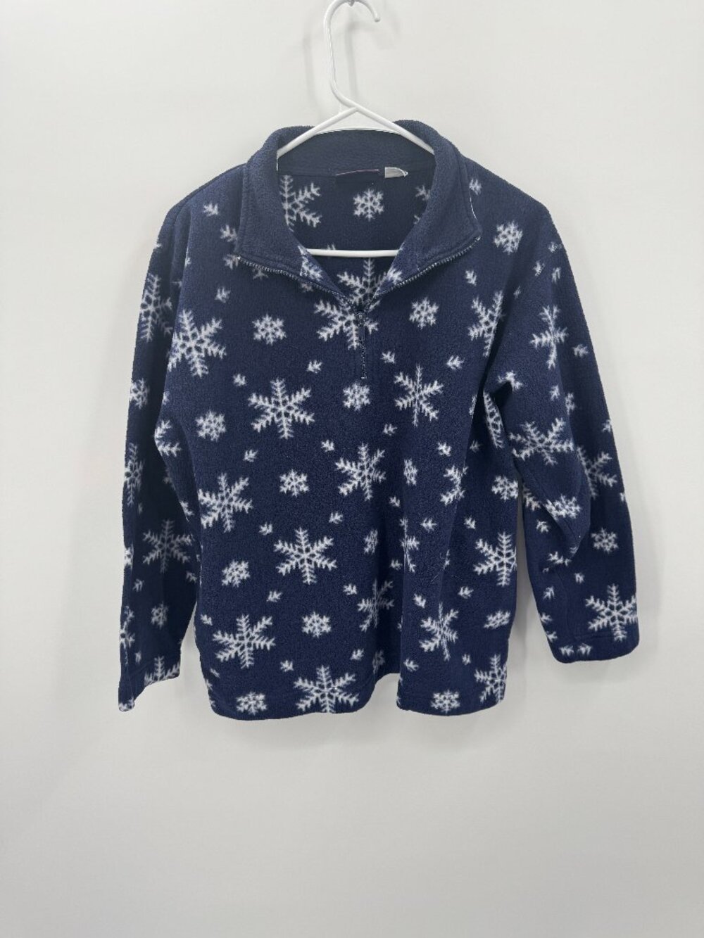 Vintage Bugle Boy Snow Fleece Snowflake Pullover Size Medium Navy Blue 90s